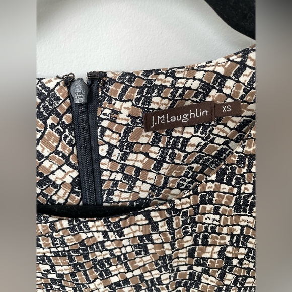 J. McLaughlin Sophia Shift Dress Charcoal Geometric Snake Print XS Catalina 18 - Picture 4 of 7